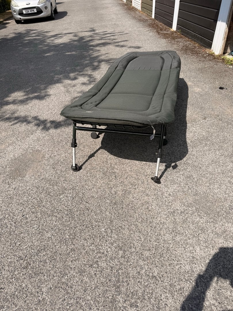 JRC Terry Hearn 3 Leg Bedchair