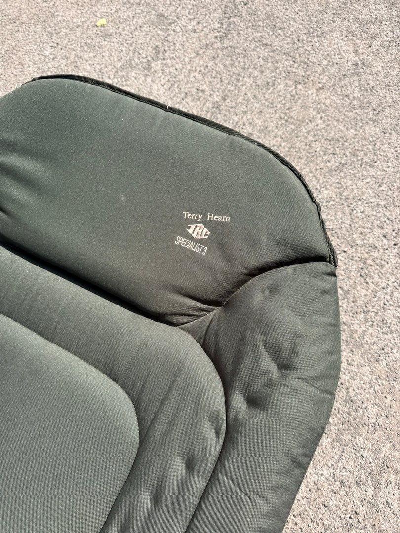 JRC Terry Hearn 3 Leg Bedchair